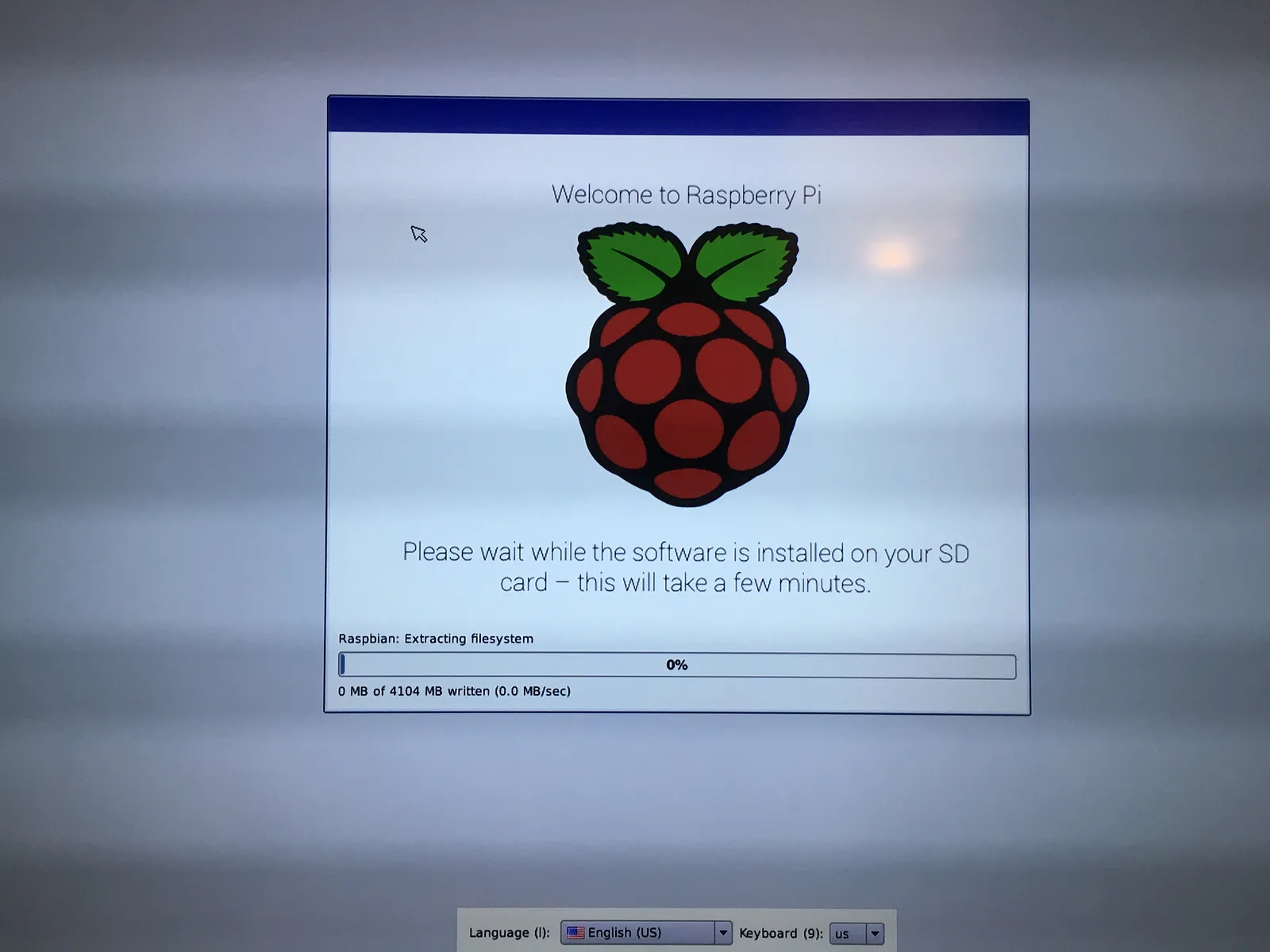 Welcome to Raspberry Pi installation screen extracting the filesystem onto the SD card
